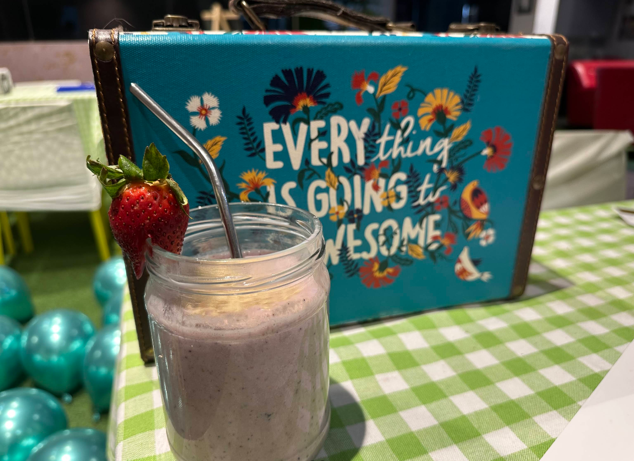 Berry smoothie in a mason jar